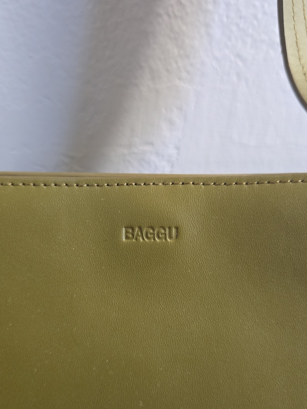 RARE - Baggu Olive Structured Leather Tote - Picture 2 of 4